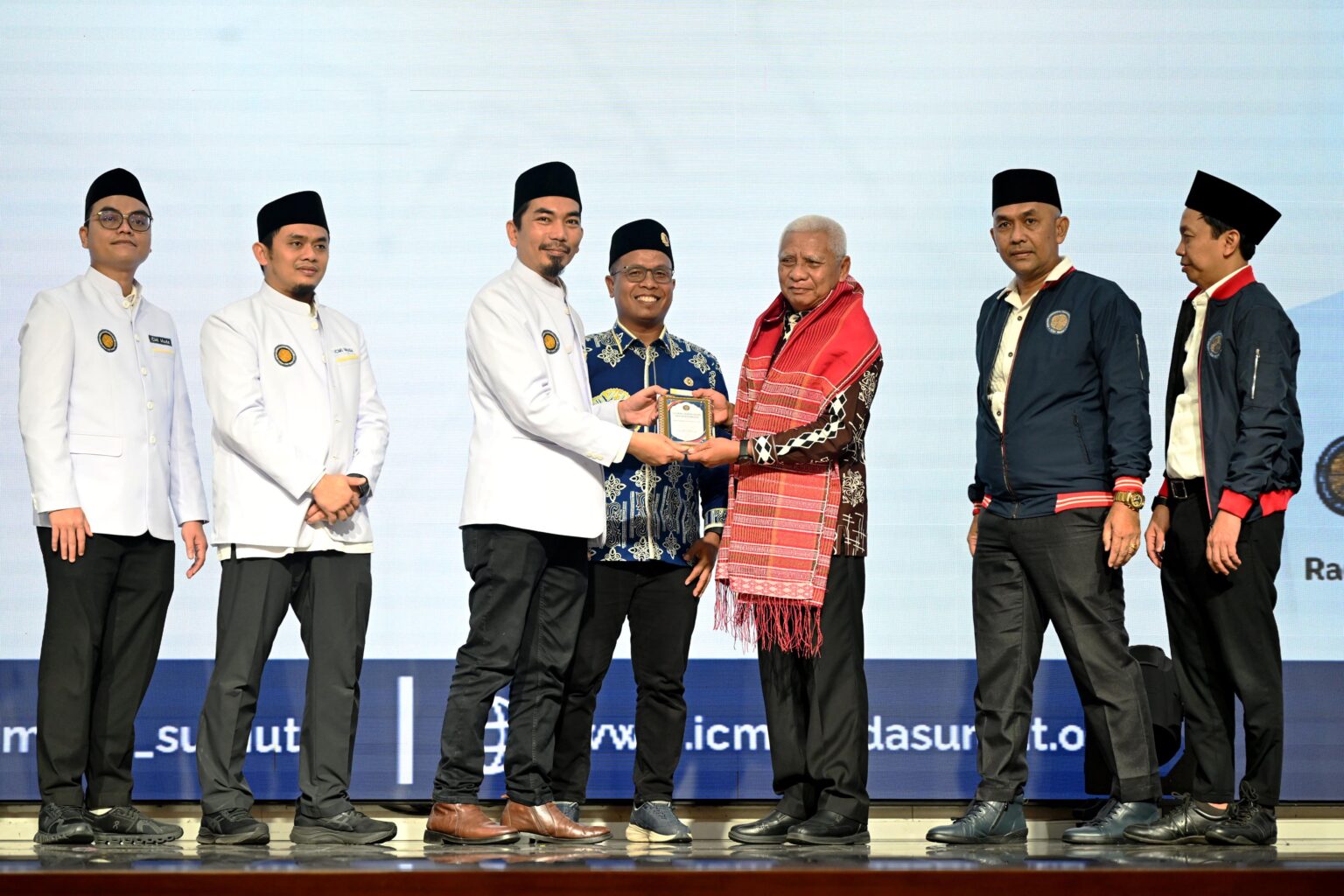 Pelantikan MPW ICMI Muda Sumut, Wagub Surya Dorong Pengurus Hadirkan Karya Nyata